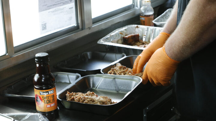 Kings BBQ is Now Serving Lunch!
